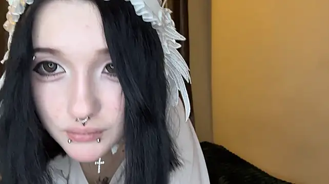 GoldenSweeti - Slap and squeeze my booty