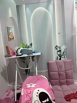 Nana-19 - Doggy no panties
