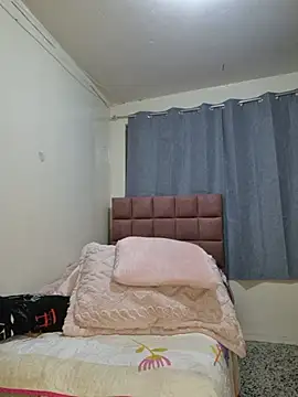 Victoria_722 - DOMI INSIDE DEEP + FINGER IN MY ASS😈