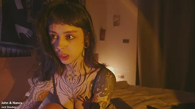 Janne_maybe - Full naked tease