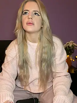Holly-Glamour - Shake Ass