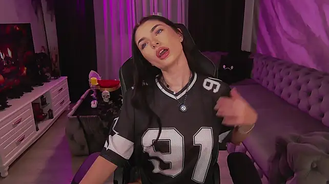 JessieLive - Oil show