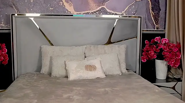 KenyaCruz - drive my orgasm