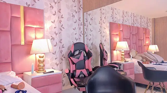 CintiaHolmss - Make me Cum papi💦