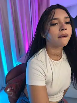 KiaraVixenn - massage tits with oil