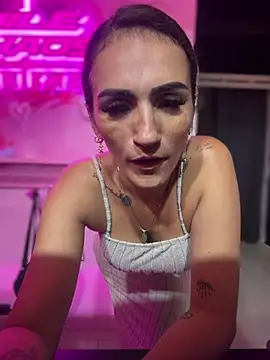 Samantha_bigboobs - Tits outside customers in the store