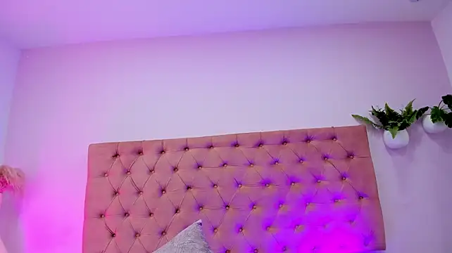Chloee_Diamond_ - suck dildo