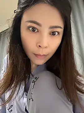 YaoYao8888 - 精油抹胸