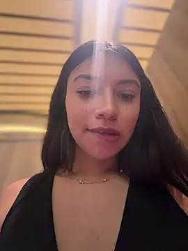 CocoaGigiMuse - TAKE OFF PANTY AND LICK PUSSY😏😏