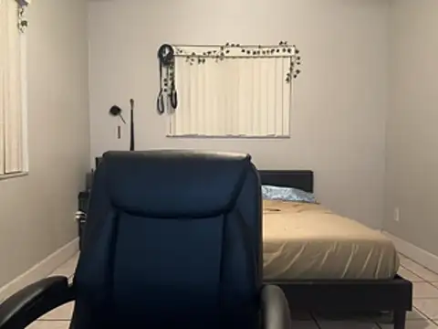 Gator_Zoe - 5 minute blowjob