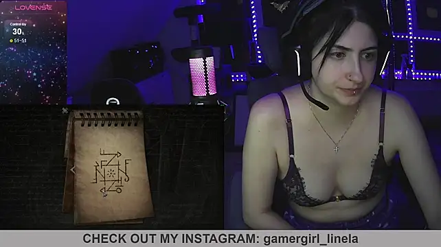 Gamergirl-Linela - LT Gets Dildo Blowjob Video