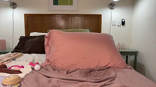 RomyOmega - Dildo & Nipple Clamp Cum Goal