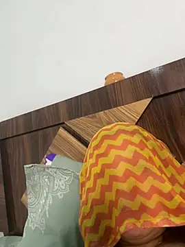 Miss_kanika76 - Pussy fingering