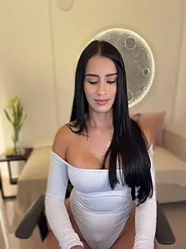 SarahhSmitth1 - I want to feel you—touch me.🥰🥰