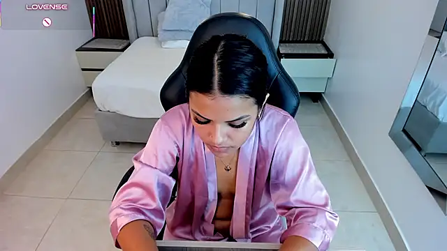 LISAPALMER7 - spank ass x10