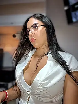 I_AM_SOPHIE_ - UNDRESSES + DILDO FUCK IN DOGGY AT WORK