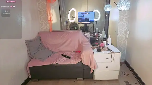 Lizha_milf - Butplugg and tease you 🌺