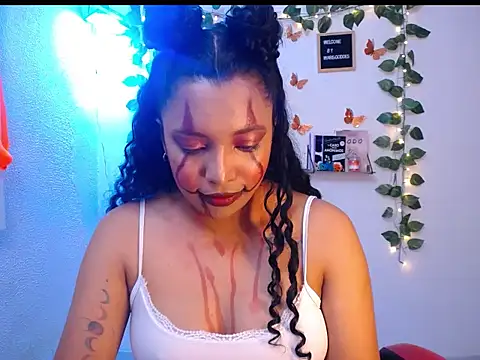 Emily_th - Make the little clown squirt