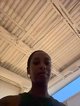 Your_Paris - Use bigger dildo to squirt