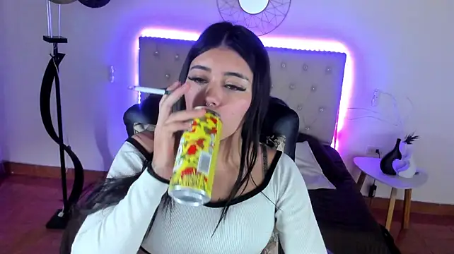 Gabriella__live - show tits + oil