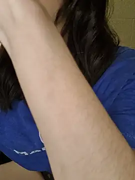 Ellie09 - Óleo nos seios - show boobs