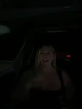 Allyanalangell - cum show