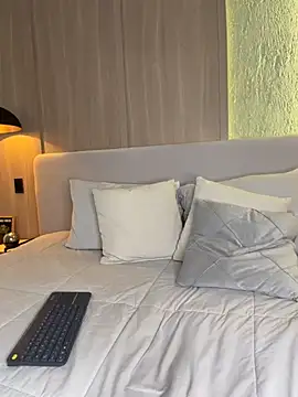Elaara_ - SHOW TITS//FULL OF OIL 🔥😈
