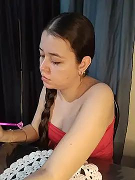 Camila897 - Peladinha por 3 minutos