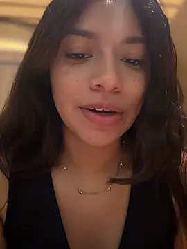 CocoaGigiMuse - PLUG ANAL🍑😳