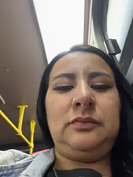 Abril_Luv - show boobs