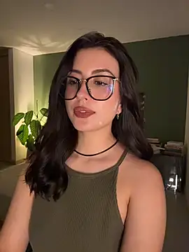 EmaSaenz - Enjoy your vibes emma