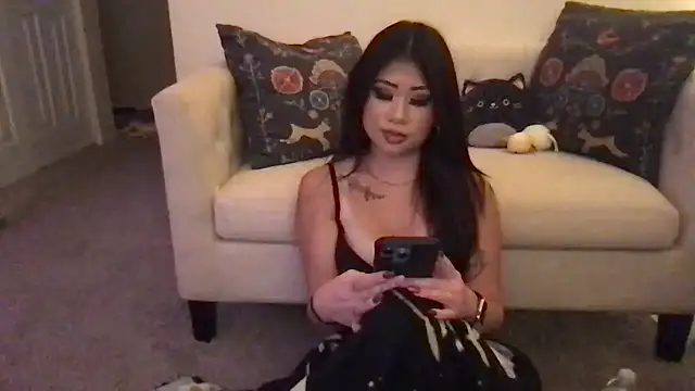 Kittycat4810 - help with rent :)