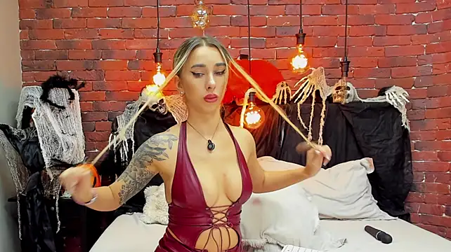 ChristynaRoss - SQUIRT SHOW