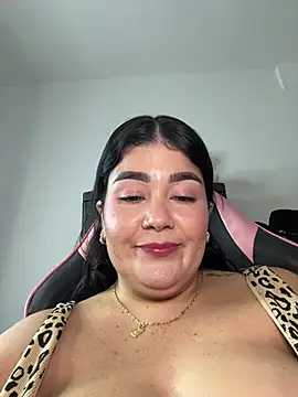Karla_hotgirl - Doggy style + spanks🍑