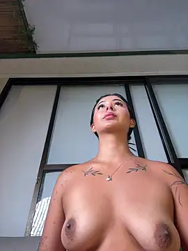 NicolleRivera_ - PLAY WITH MY CLITORIS 🥵