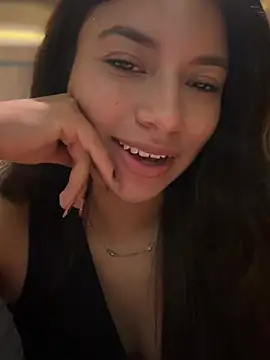 CocoaGigiMuse - PLUG ANAL🍑😳
