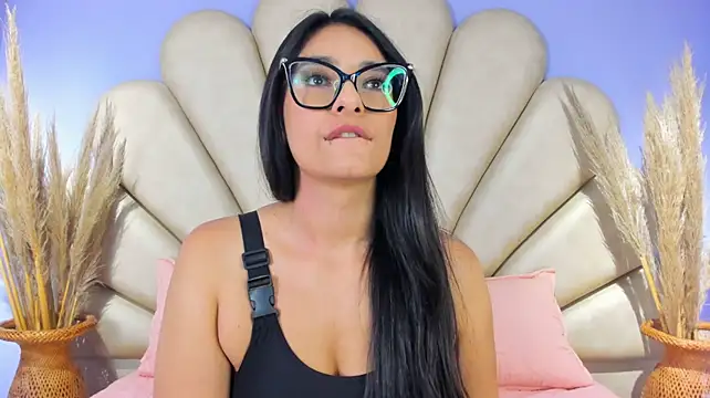 Isis_Osman - oiled tits bouncing🎁🍒💦💲🍌😈✔⭐✨💗🥰