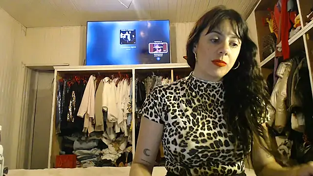 Mickyta - desnuda por 10 mint