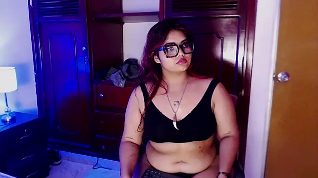 Nucitabbw - show tits 🍒