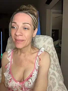 EdenDelilah1 - Play with Pussy