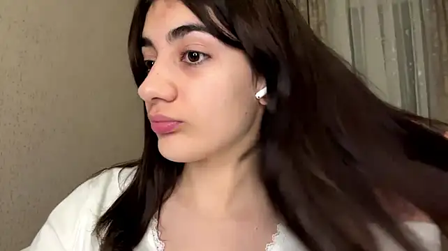 Ledi_Asthik - Kiss You