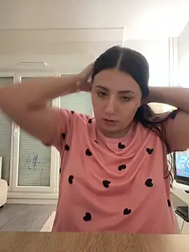 Angela80 - Complètement nue