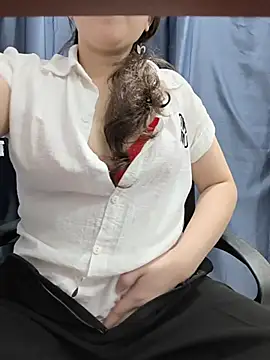 Ariana-Vy - Lush and vibrant Domi in the vagina ❤️‍