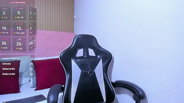 Susangray3 - ice on my tits