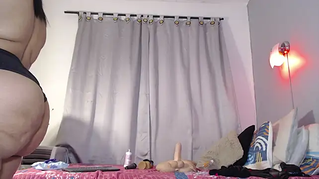 Britanny_W - fingering my pussy 🍆💦