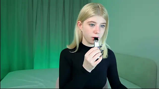 Bella_amory - anal plug