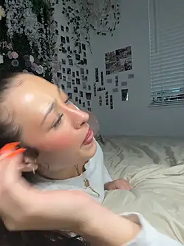 LyraCovee - Take my shirt off❤️✨