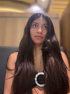 CocoaGigiMuse - PLUG ANAL🍑😳