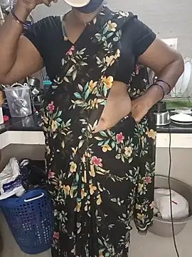 Tamil-hotwife - Ass show