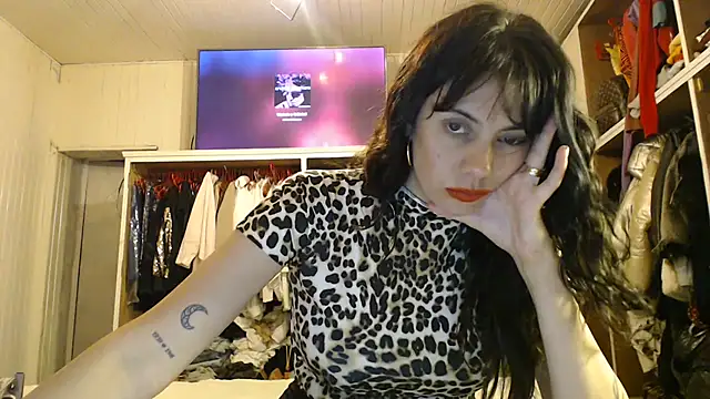 Mickyta - desnuda por 10 mint